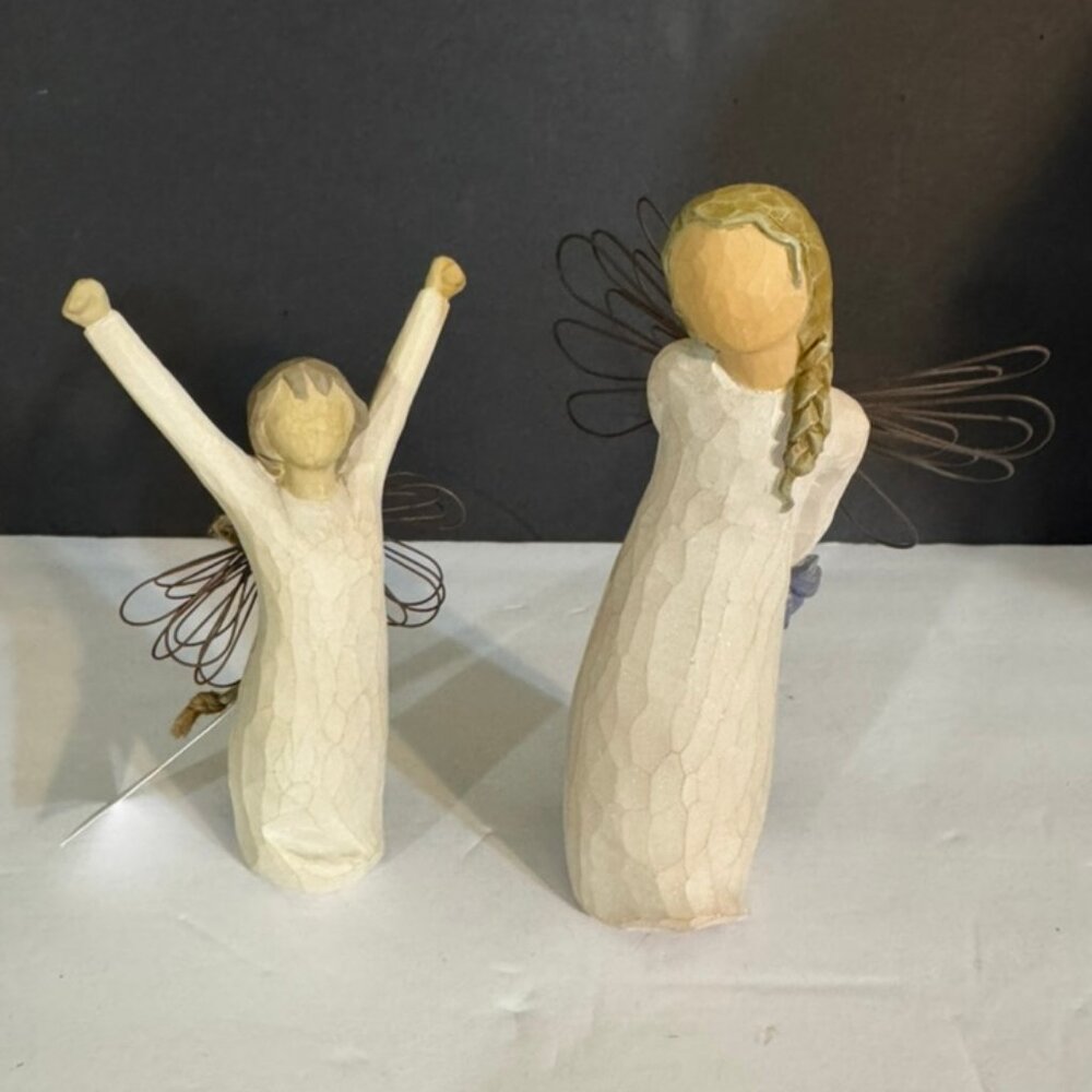 2 Retired Willow Tree Angel Figures by Susan Lordi-Courage 2004 & Thank You 2002